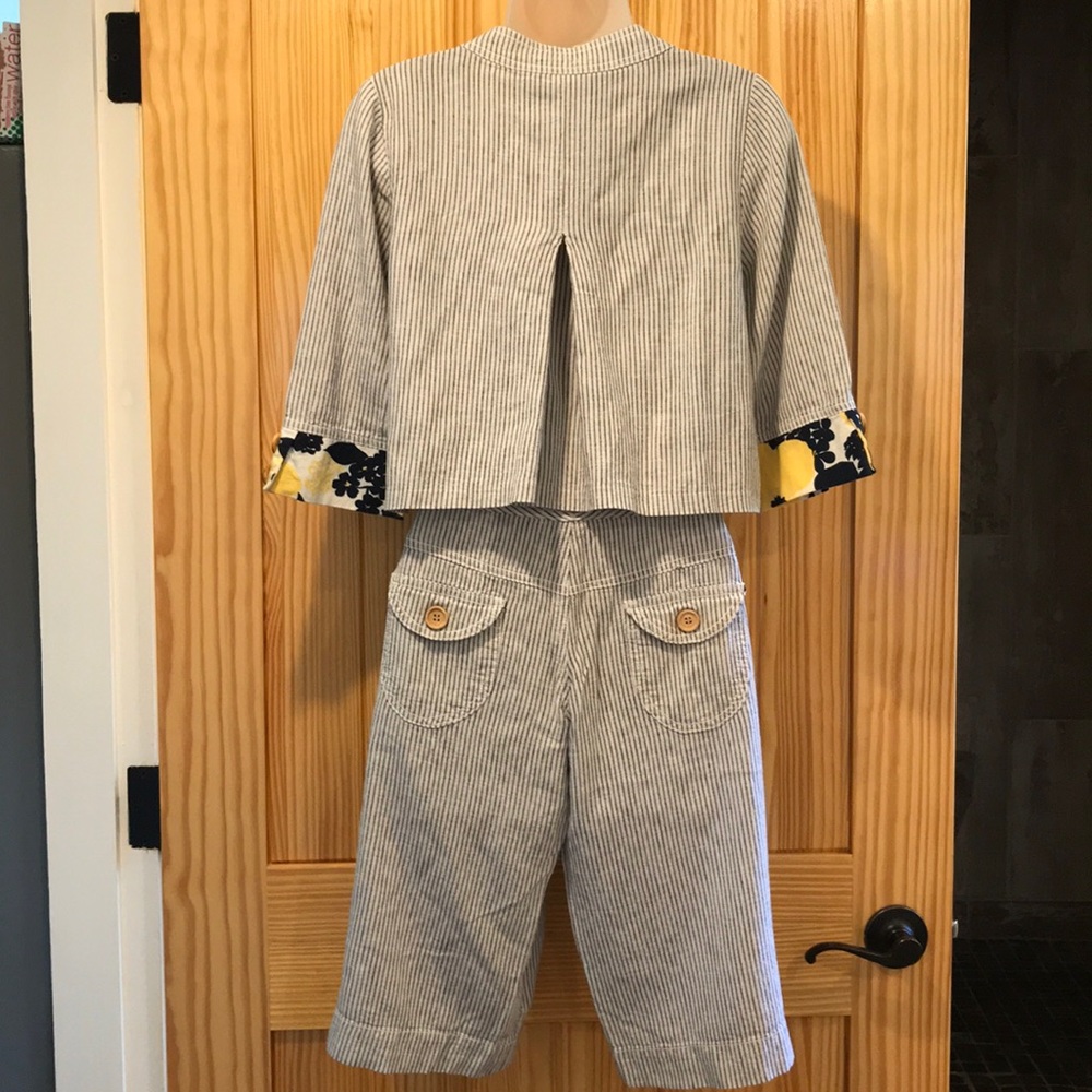 Sugarlips Capris & Jacket Set - Picture 6 of 8
